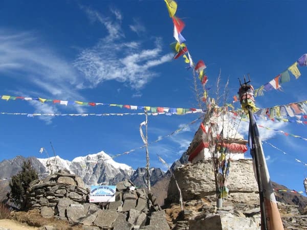 Mong La Pass Gokyo Valley